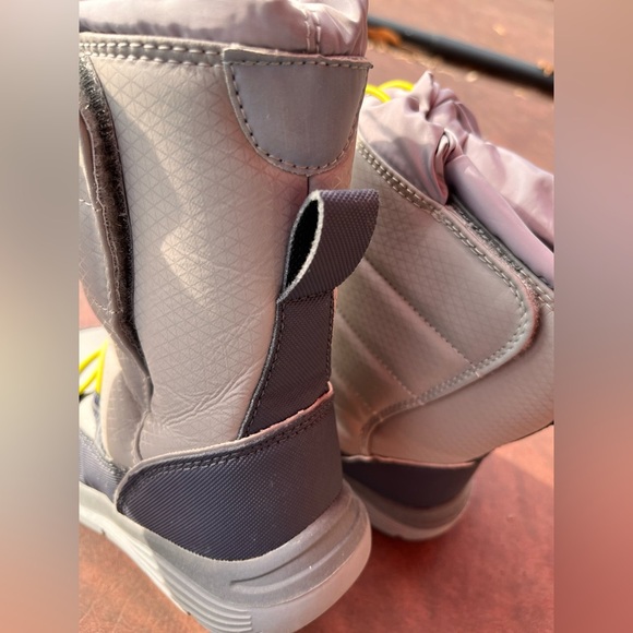 KIDS Lands' End Insulated Boots - Picture 5 of 10